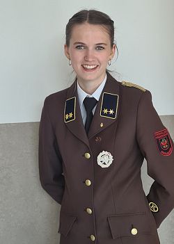 OV SIMONER Anika